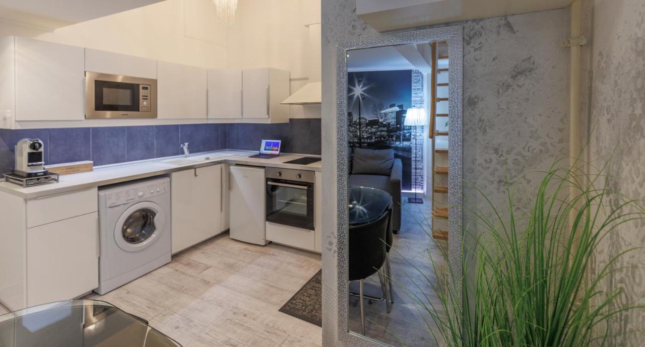 בודפשט Sleek Minimalist Studio At Inner City מראה חיצוני תמונה