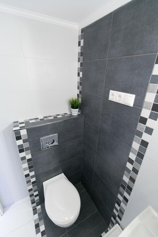בודפשט Sleek Minimalist Studio At Inner City מראה חיצוני תמונה