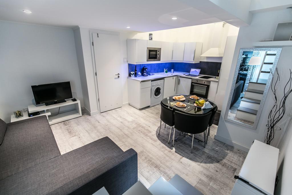 בודפשט Sleek Minimalist Studio At Inner City מראה חיצוני תמונה